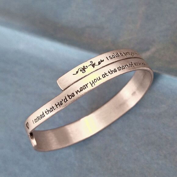 Inspirational Pewter Bangle Bracelet Engraved Unisex I said a prayer for you VTG - Picture 8 of 13